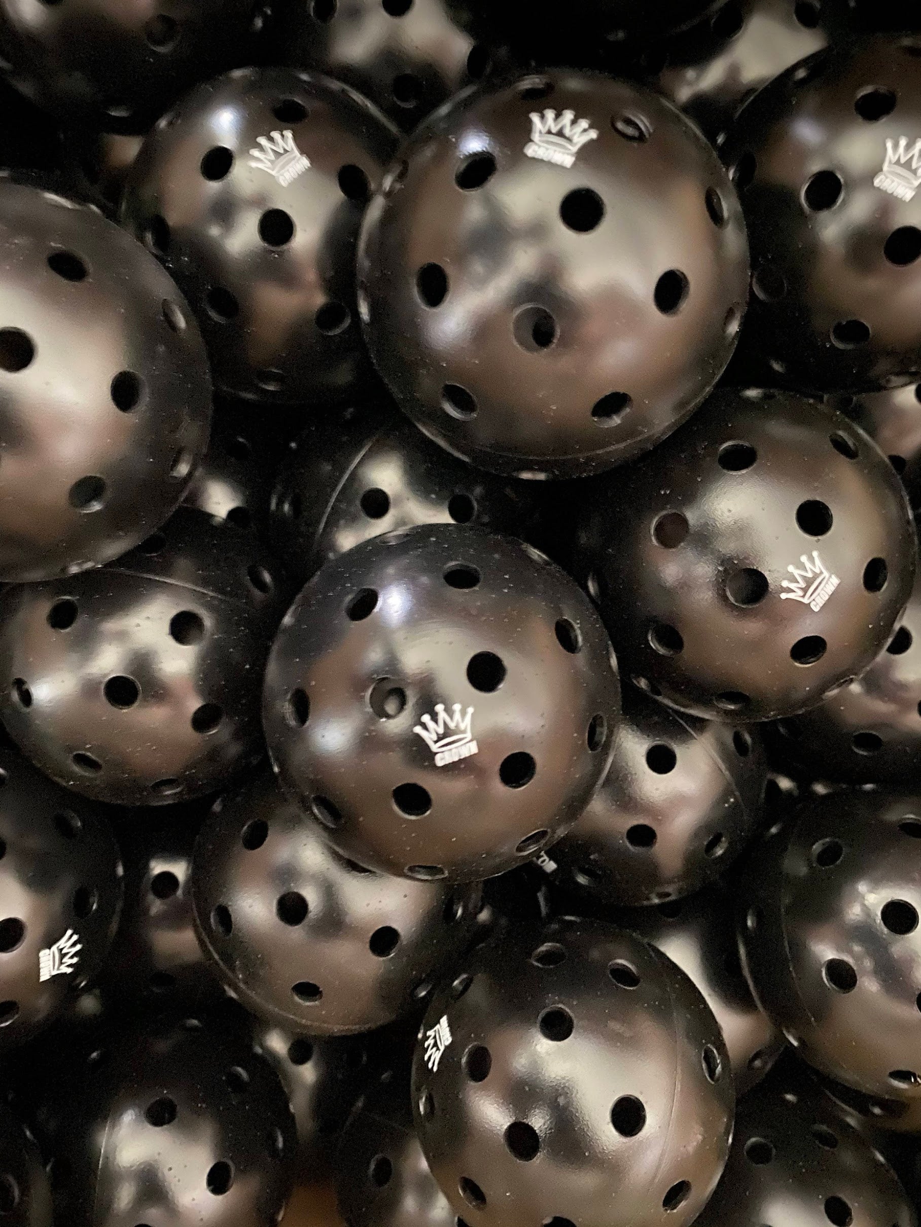 CROWN PICKLEBALL - High-Performance CONTRAST OUTDOOR Pickleballs (3-PACK BLACKBERRY)-Outdoor-Crown Pickleball-ScoreBand